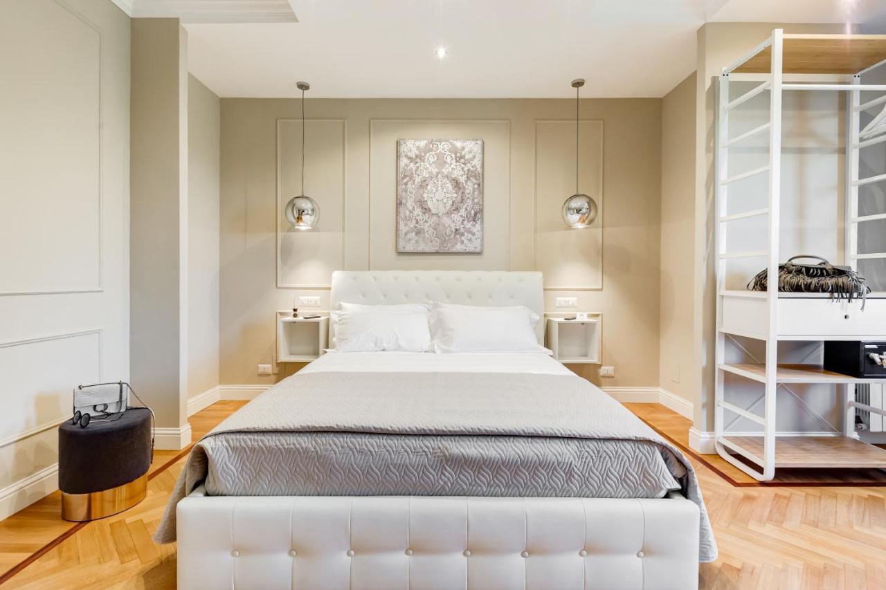 Mellini Palace By Premium Collection Pensión
